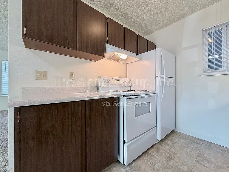 13325 SW 17th St — Photo 10