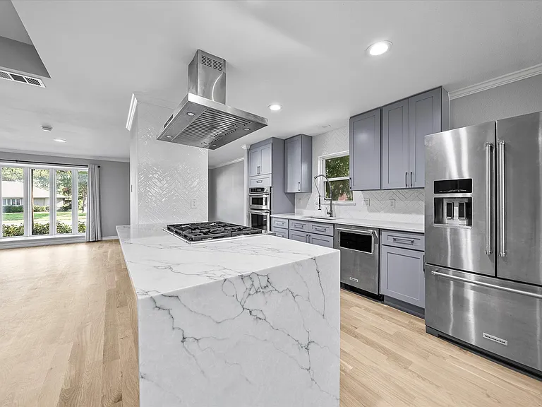 12408 Cedar Bend Dr — Photo 21
