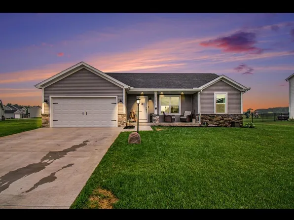 12865 Sunfish Dr, Middlebury, IN 46540