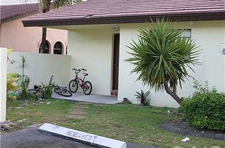 1st image of 15300 SW 81st Ln #15300
