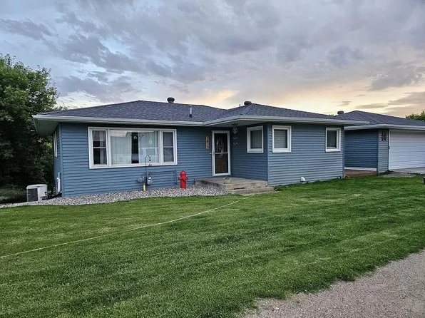 1413 W Alcott Ave, Fergus Falls, MN 56537