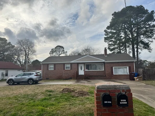 1415 Myrtle Ave, Chesapeake, VA 23325