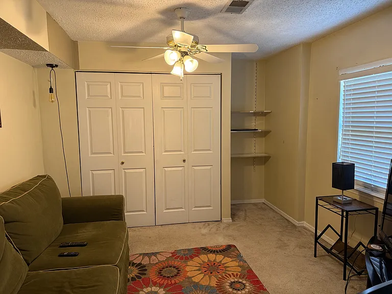 320 Riverbirch Ln #ROOM FOR RENT — Photo 8