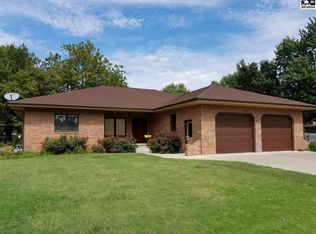 421 E 3rd St, Minneapolis, KS 67467