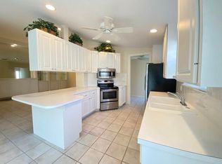2616 Livingston Ln, West Palm Beach, FL 33411