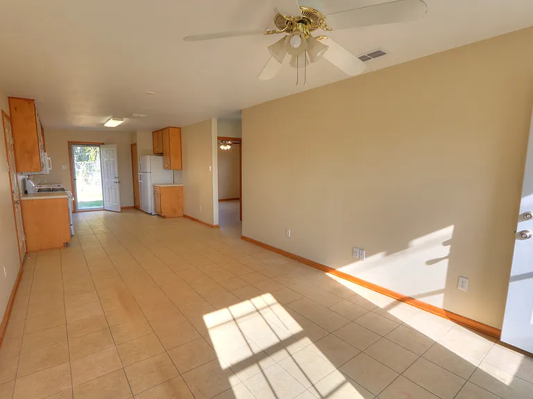 6518 Birmingham St — Photo 4