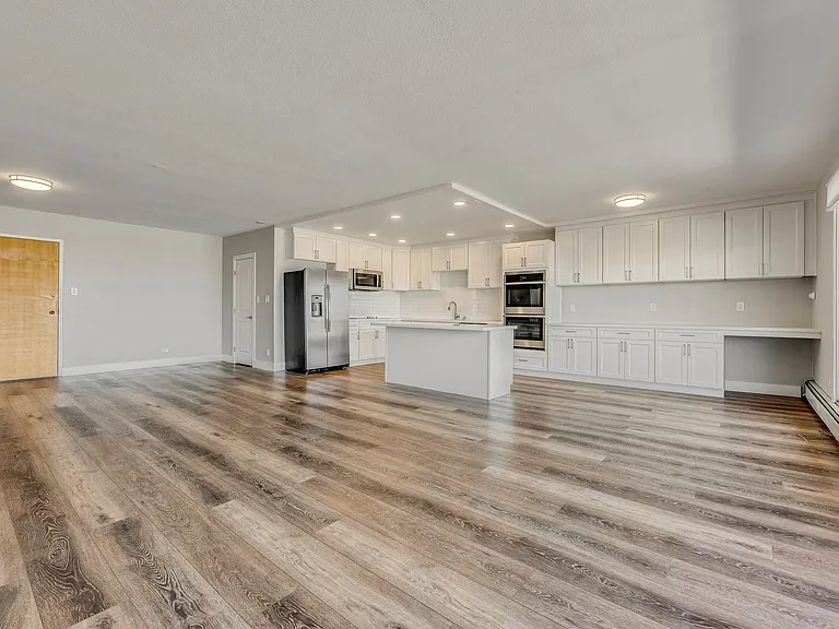 Vallejo Street Apartments