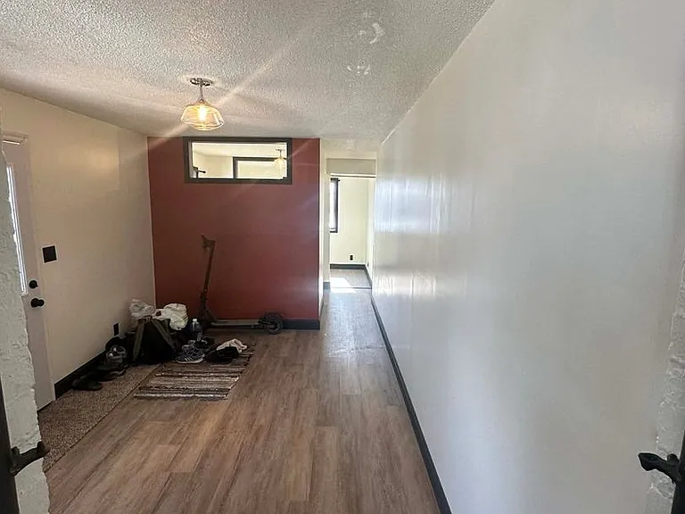 711 W Adams St — Photo 32
