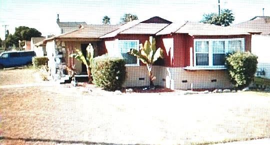 1st image of 860 E 118th Pl
