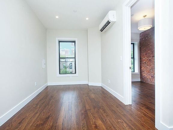 5th image of 252 W 132nd St #9