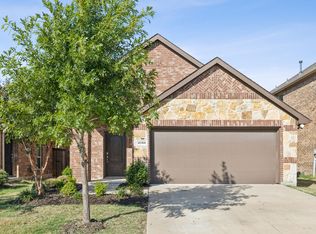 2733 Pease Dr, Forney, TX 75126