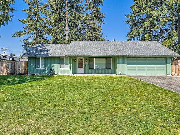 3rd image of 13018 NE 16th St