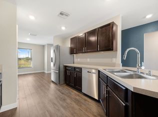 29 NE 27th Ter, Cape Coral, FL 33909