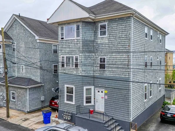 47 Mulberry St, Fall River, MA 02721