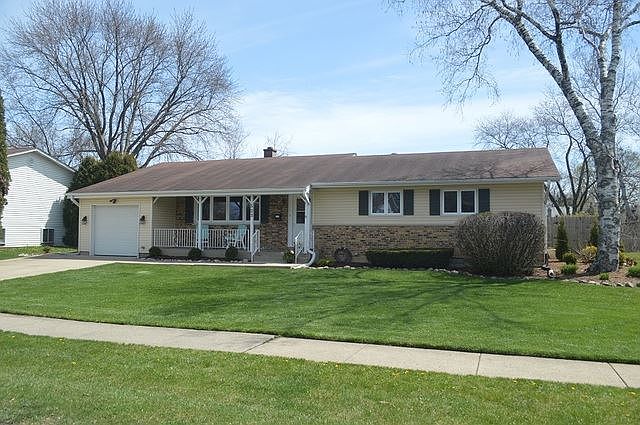 1st image of 523 N Williams Dr