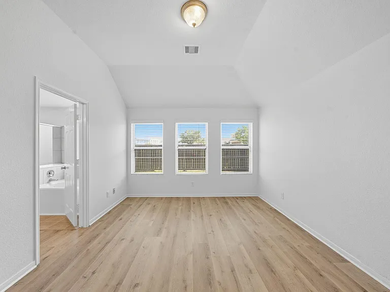 14730 Fir Knoll Way — Photo 21