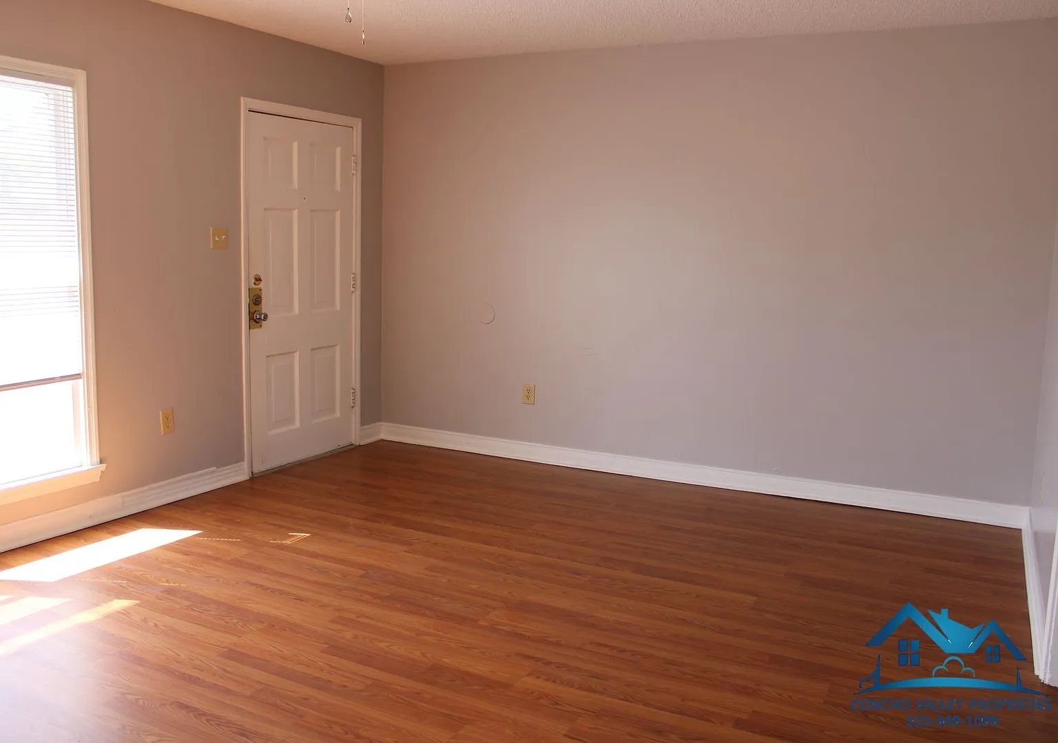 2 Bed/ 1 Bath in Santa Rita for Rent — Photo 4