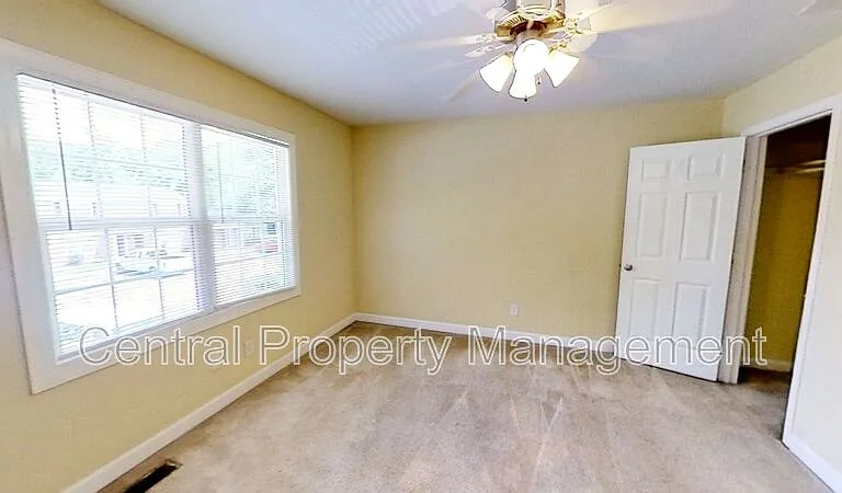 108 Silver Brook Dr — Photo 20