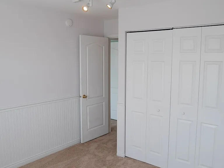 8369 Montgomery Run Rd #I — Photo 10