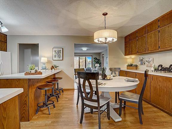 4th image of 14642 Tyrol Dr