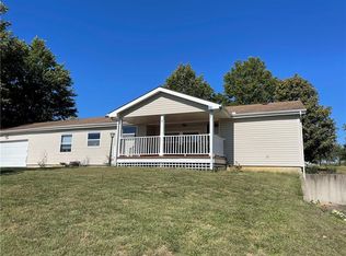 1405 E State Route Vv Hwy, Pleasant Hill, MO 64080