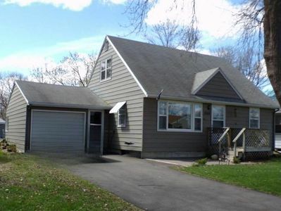 333 N 16th Pl, Estherville, IA, 51334