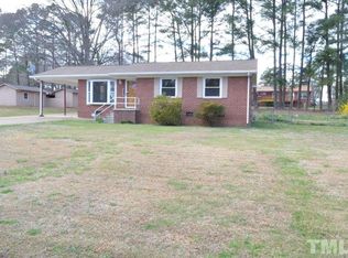 2806 Fairway Dr, Raleigh, NC 27603