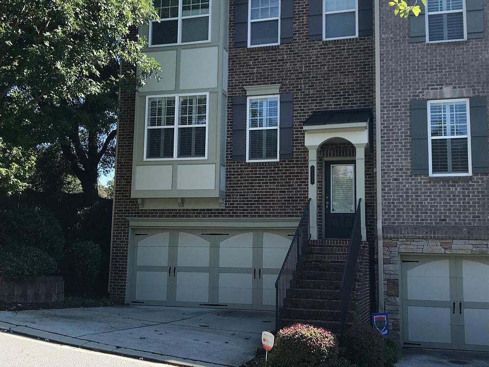 Front of townhome
