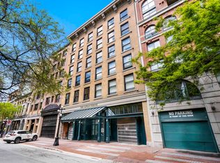41 Alexander St #301, Vancouver, BC