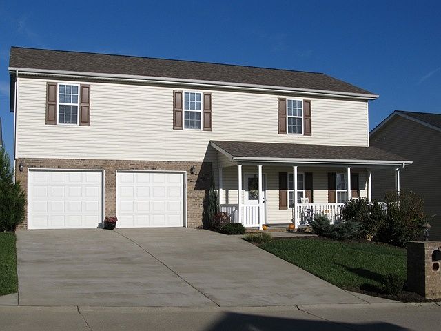 1st image of 709 Emerald Dr