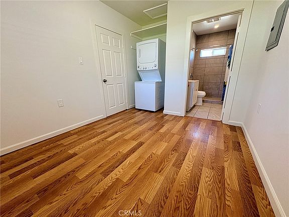 4th image of 20222 Devonshire St