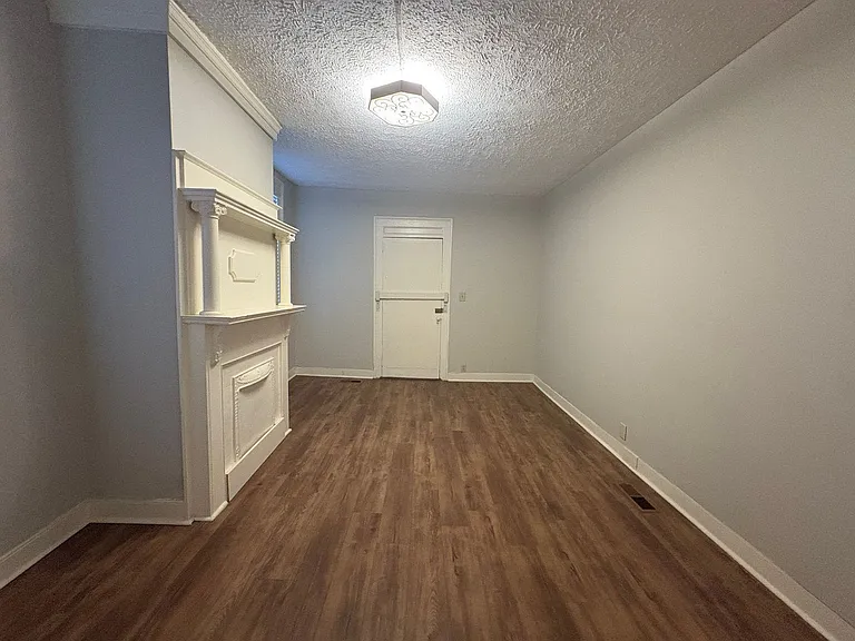 1020 Adams St #1 — Photo 8