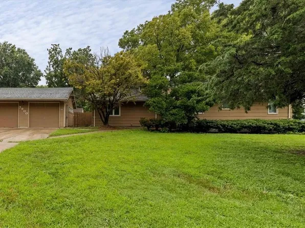 7900 Tennessee Ave, Raytown, MO 64138