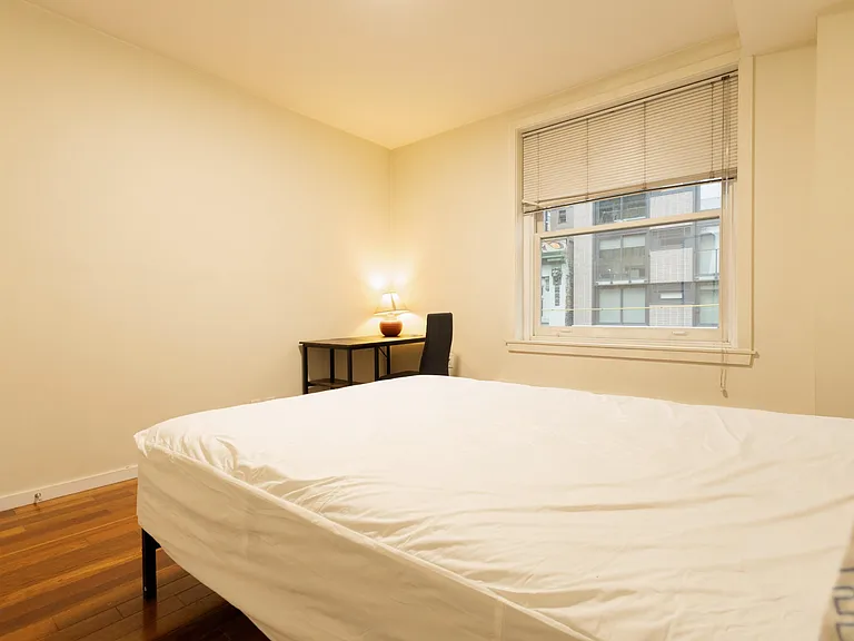 440 Richards St #303 — Photo 11