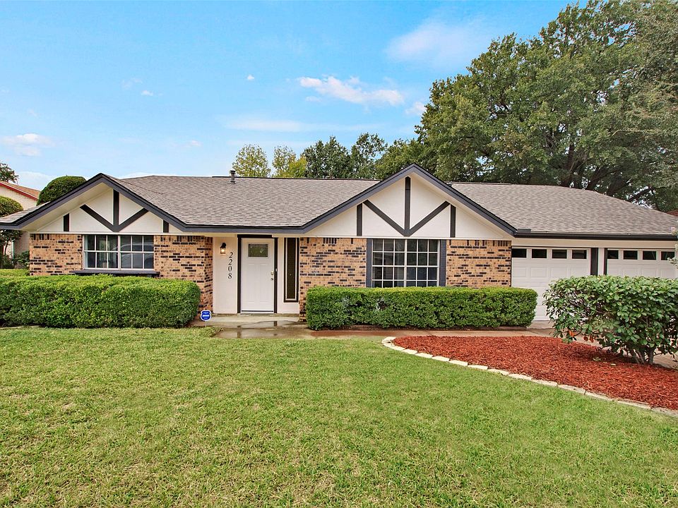 1st image of 2208 Shady Meadow Ct
