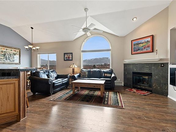 3rd image of 810A Lakepoint Ct #A
