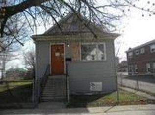 569 Douglas Ave, Calumet City, IL 60409