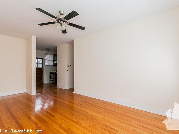 5th image of 4535 N Leavitt St #521