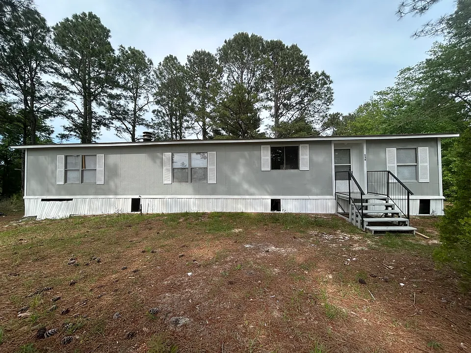 136 Brittany Ln