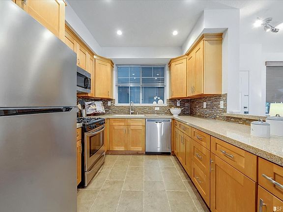 2nd image of 1400 El Camino Real APT 134