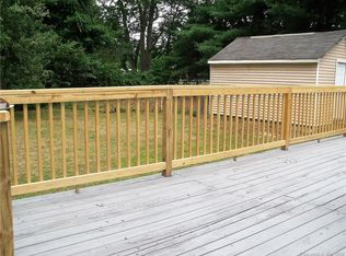 8 Birmingham Ct, Groton, CT 06340