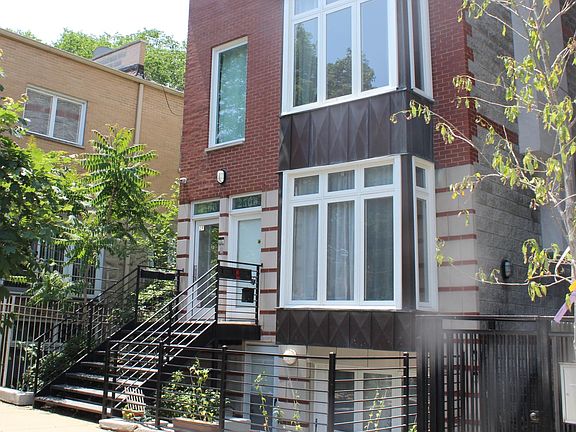 2nd image of 2506 N Greenview Ave #1R