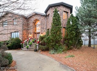 17861 Decker Ave, Lansing, IL 60438
