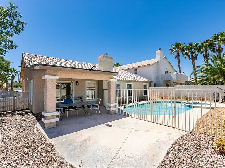 7824 Villa Finestra Dr — Photo 40