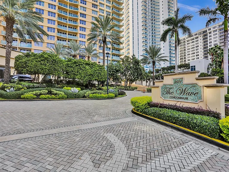 2501 S Ocean Dr #505 — Photo 41