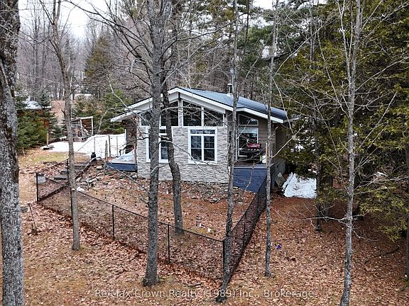 2nd image of 935 Limberlost Point Rd