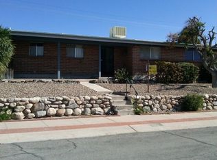 1709 S Palm Springs Cir, Tucson, AZ 85710