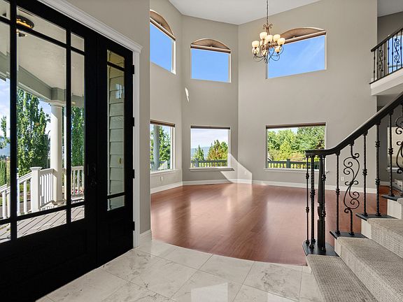 3rd image of 4501 Pinnacle Dr