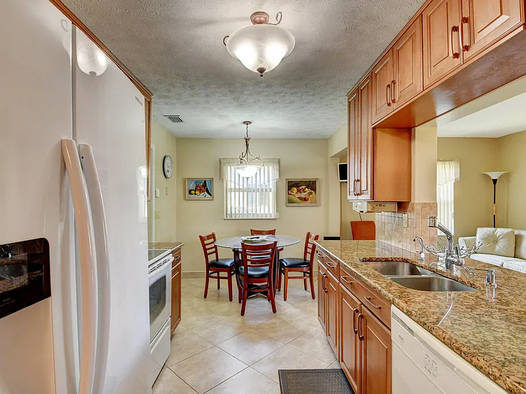 14425 Amapola Way — Photo 12