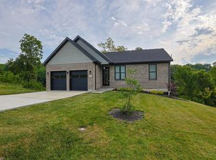 20904 Augusta Dr, Lawrenceburg, IN 47025